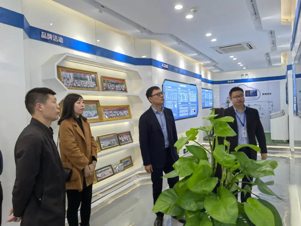 ����Ӧ������ְҵѧԺ��Ϣ����ѧԺԺ��������ݰ��betway����ķ����