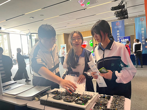 BETWAY������(����ķ��)�ٷ���վ-West Ham United